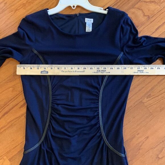 Cache’ Size Large Navy blue dress with black faux leather trim - Picture 6 of 13